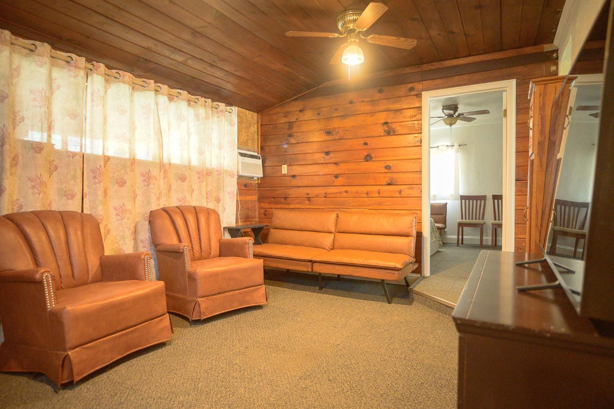 Genas'S Sierra Inn & Restaurant Dunlap Kültér fotó