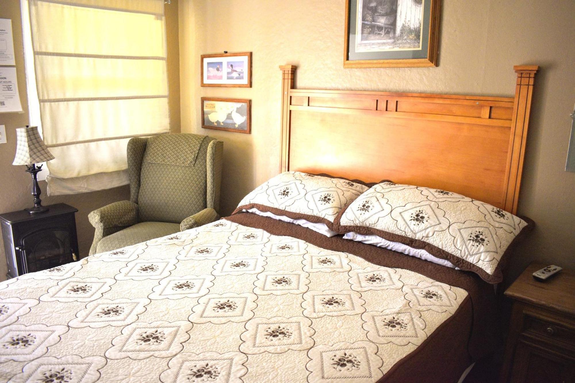 Genas'S Sierra Inn & Restaurant Dunlap Kültér fotó